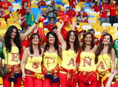 Bellezas españolas se hicieron presentes en la Eurocopa.