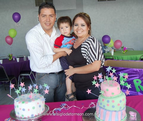 04072012 RUBÃ©N  LÃ³pez, Rubencito y Cynthia.