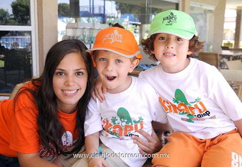05072012 ANA CRISTINA , Mariano y Gabo.