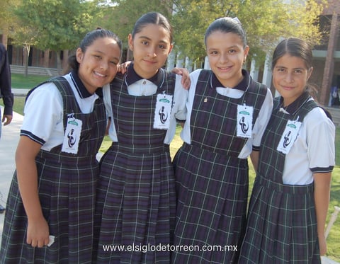 01072012 ARGELIA , Sasha, MariÃ¡ngel y Luisa.