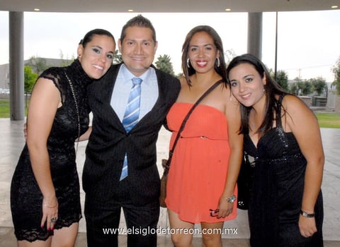 07072012 MECHE , Juan, Bety y Helve.