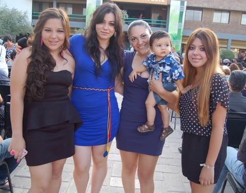 09072012 GABY,  VerÃ³nica, Andrea, Daniella y Frida.