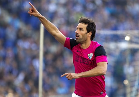 Recién retirado del futbol, Ruud van Nistelrooy se ubica en tercer luegar con 87 goles. (EFE)