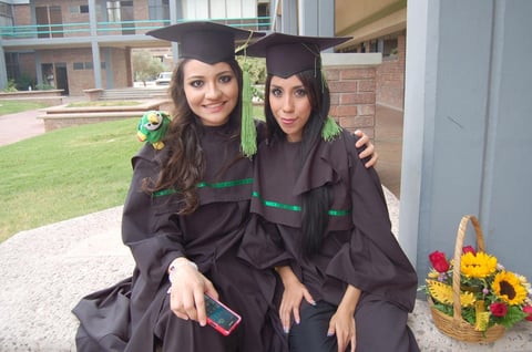 11072012 REBECA  Dávila y Ema Montañez.