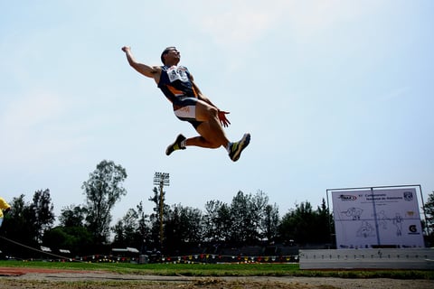 “Chapulín”. El sonorense Luis Rivera Morales será el primer mexicano que represente al país en salto de longitud, después de 44 años de ausencia en este evento.