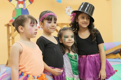 13072012 ANA LAURA  Olivier, Valentina Solís y Andrés Sada.