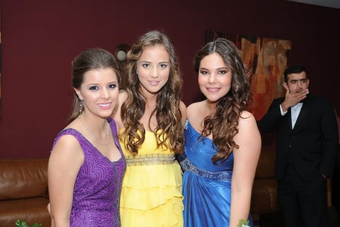 María, Roberta y Valeria.