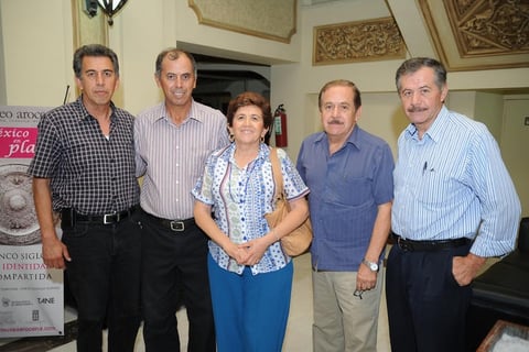 Eduardo, Héctor, Alicia, Jesús y FranciscoManzanera Villegas.