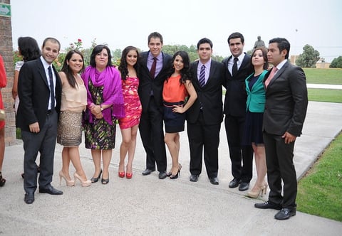 Karim, Natalia, Julieta, Karime,Miguel, Lucero, Alfredo, Iñaki, Sonia y Jesús.