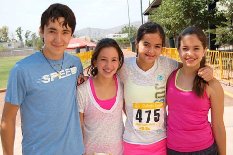 Eduardo, Luisa, Ana Paola y Daniela.