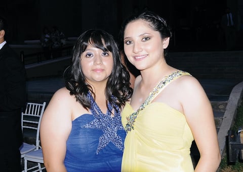 15072012 KARLA  Rivalain y Lydia Jardón.