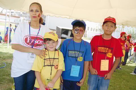 15072012 LUPITA,  Jesús, Alejandro, Víctor y Víctor.