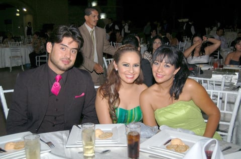 17072012 EDSON,  Janeth y Mayra.