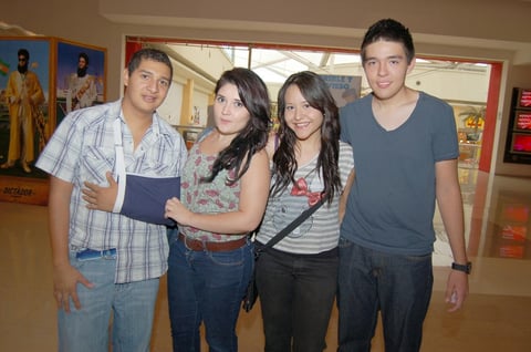 18072012 ÓSCAR  Armendáriz, Naville Michel, Flor Mata y Daniel Lam.
