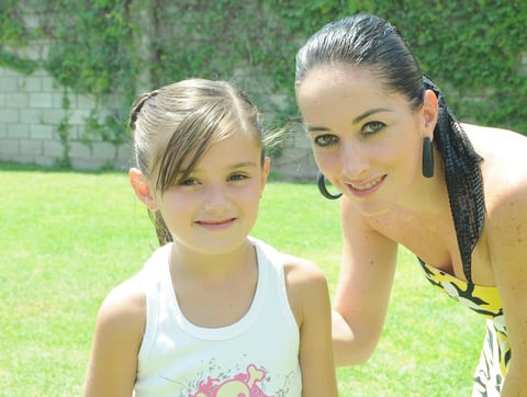 23072012 CAROLINA  y Caro Estrella.