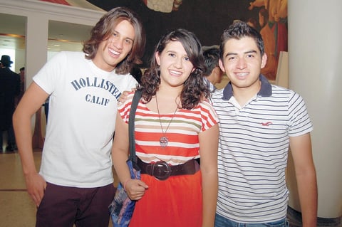 24072012 MANUEL,  Mayra y Pepe.