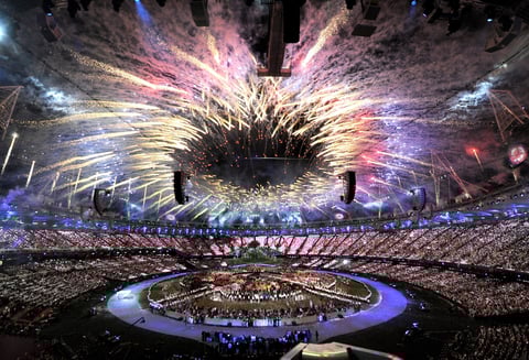 Sir Paul McCartney cantó “Hey Jude”, con la que puso a cantar y a bailar a una gran parte de deportistas y espectadores que se dieron cita en el Estadio Olímpico.