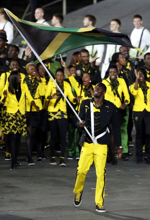 Durante el desfile de las delegaciones, Usain Bolt, el abanderado de Jamaica, recibió una tremenda ovación.