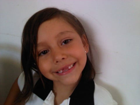 Anita modelando.