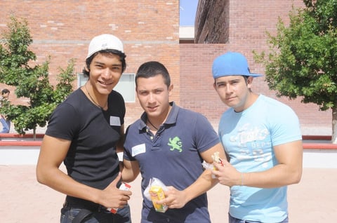 30072012 JORGE,  Damián y Ray.