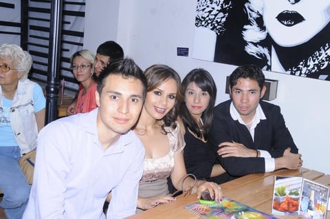 29072012 SERGIO  Cuéllar, Karla Alvarado, Vivian González y Héctor Salcido.