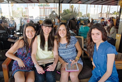 27072012 MARCELA  Martínez, Paola Valle, Ivanna y Pamela.
