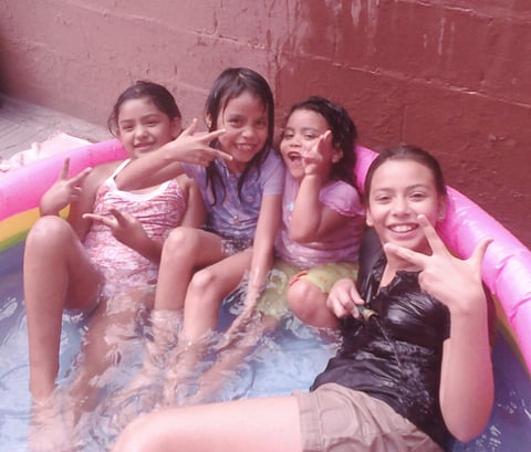 Domingo feliz entre amigas con Mary, Sofi, Meli y Frida.