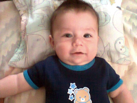 Santiago a sus 4 meses y medio.