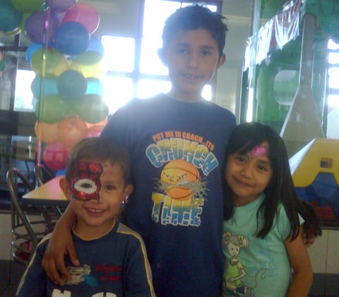 Vale Dany y Angel en Mc Donals