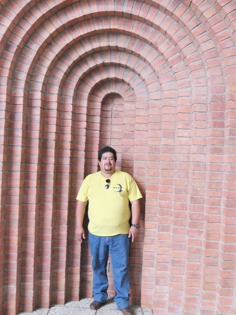 RAFAEL Guzmán Lugo, en el parque Explora en León, Gto.