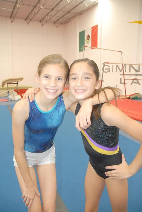 03082012 ALE  y Luciana.
