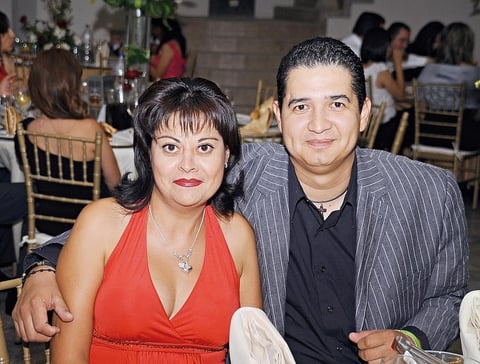 03082012 ÉRIKA  Estrada y Rodolfo Bañuelos.