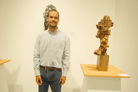 04082012 EL ESCULTOR  David Arias.