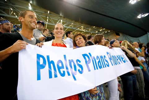 La familia de Michael Phelps acudió a apoyar al nadador estadounidense.
