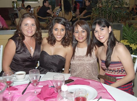 07082012 LUZ YADIRA  Valenzuela, VerÃ³nica Beernaert, Karla MartÃ­nez y Yoselin MartÃ­nez.