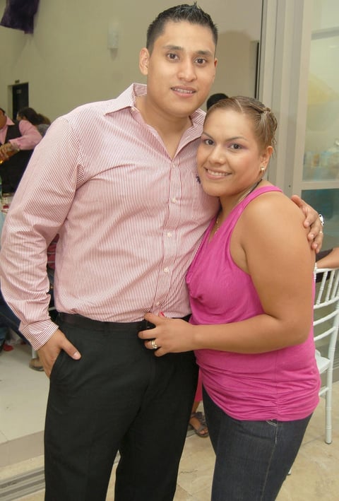 06082012 ABDÃ³N  GarcÃ­a y Maribel Borja.