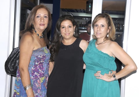 07082012 ROSALINDA  Aparicio, Pamela de Anda y Marcela Ruiz.