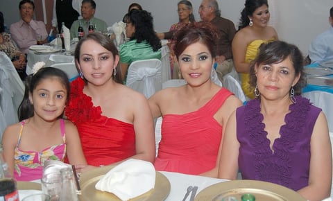 05082012 MELANIE,  Lizeth, María Rayo y Alma.