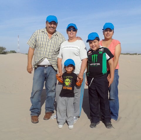 Familia Reyes Rubio, en Las Dunas de Bilbao.