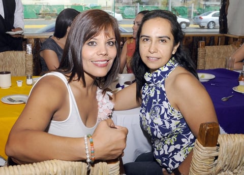 09082012 MARTHA  y Lupita.