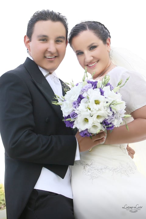 Srita. Árika Daniela Suárez Zuno y Sr. Jaime Alberto Gómez Reyes recibieron la bendición nupcial en la iglesia de La Inmaculada Concepción el sábado 14 de julio de 2012.  Ellos son hijos de la señora Diana Zuno Villalobos y señora Olga Reyes Flores.- Luciano Laris Fotografía.