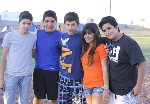 12082012 DIEGO , Juan Pablo, Daniel, Andrea y Bernardo.