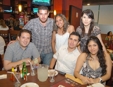 13082012 SANTIAGO,  Alejandra, Daniela, Mario, Manuel y Laura.