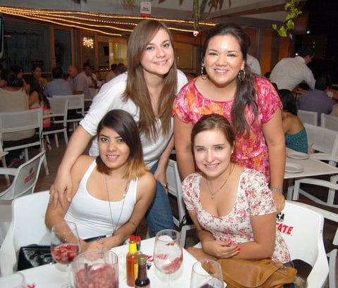 13082012 COCO  Escobedo, Daniela JÃ¡quez, Ilse Acosta y Silvia JuÃ¡rez.