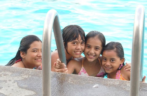 15082012 DANIELA , Karla, Ana Isabel y Brenda.