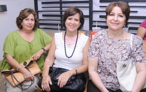 16082012 ESTHER  Jalife, María Gracia García y Yola Galván.