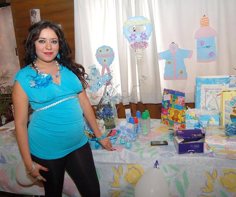 17082012 KARLA PAOLA  Lugo de Álvarez será mamá de un niño.