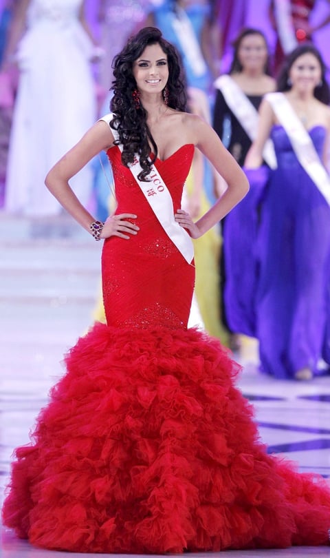 La mexicana Mariana Berumen quedó entre las 15 finalistas del concurso de belleza.