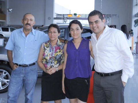 18082012 YANKO , Mane y Ale Maldonado, y Carlos Lara.
