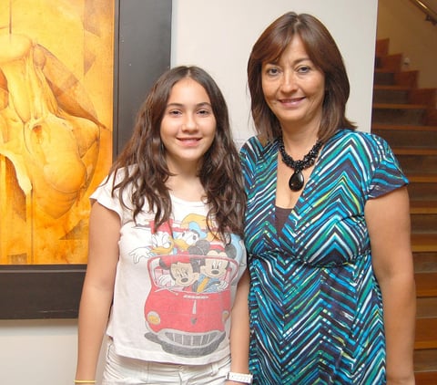18082012 PAMELA  Murguía y Dora Sánchez.